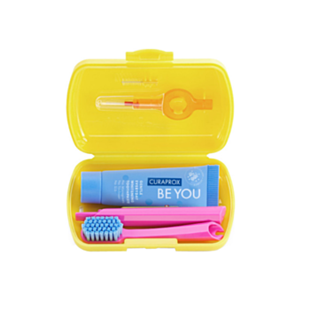 КУРАПРОКС КОМПЛЕКТ ЖЪЛТ ЗА ПЪТ BE YOU ПЗ С БОРОВИНКА 10МЛ+ИНТЕРДЕНТАЛНА ЧЕТКА Х 2+ЧЗ 5460