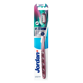 JORDAN ЧЕТКА ЗА ЗЪБИ УЛТРАЛАЙТ СОФТ 