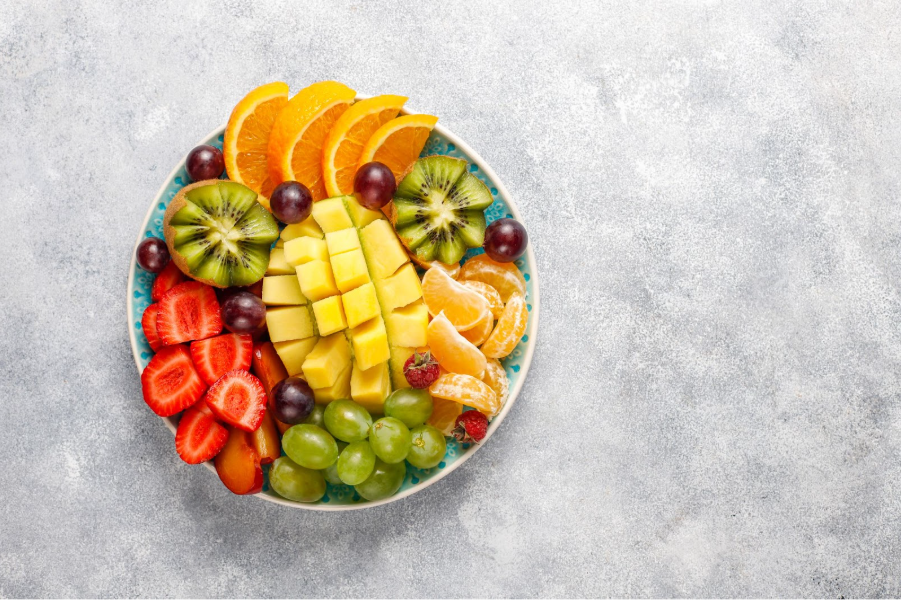 Плодова салата в купа