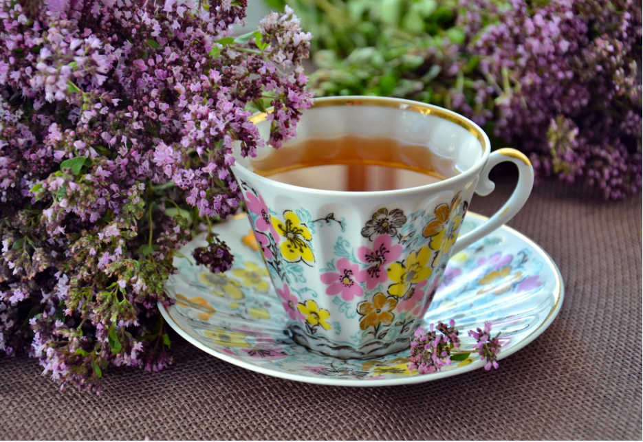 чаша с чай от валериана